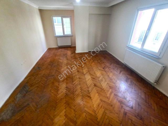 Ümraniye, İstanbul içerisinde kiralık mülk