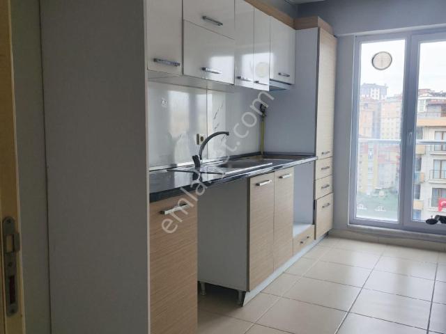 Ümraniye, İstanbul içerisinde kiralık mülk
