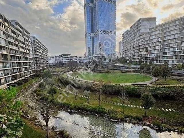 Ümraniye, İstanbul içerisinde satılık mülk