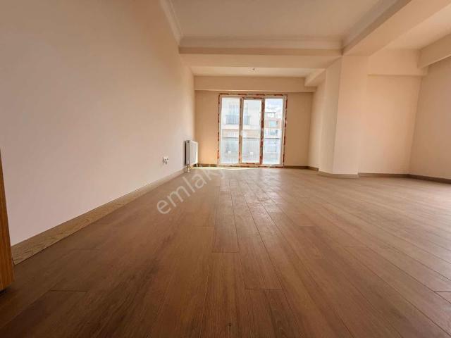 Ümraniye, İstanbul içerisinde satılık mülk