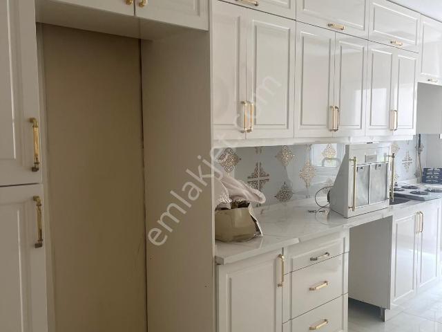 Ümraniye, İstanbul içerisinde satılık mülk