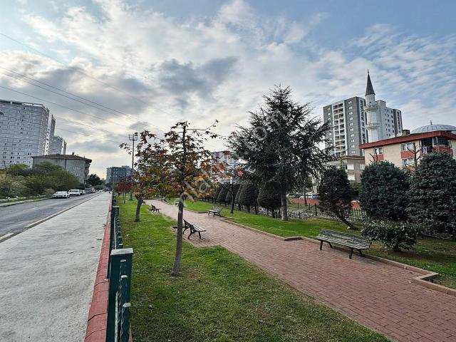Ümraniye, İstanbul içerisinde satılık mülk