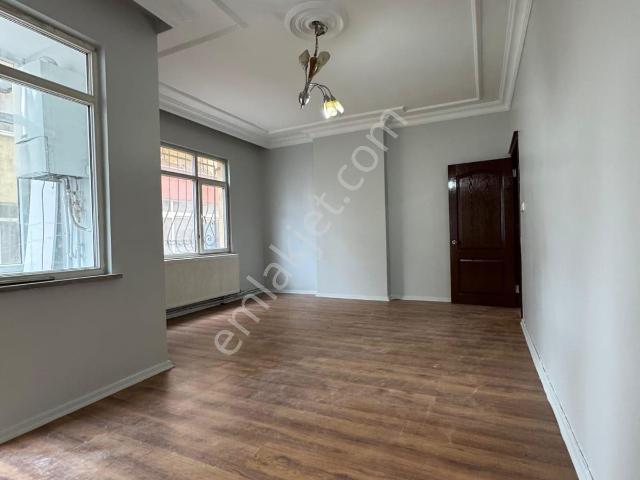 Ümraniye, İstanbul içerisinde kiralık mülk