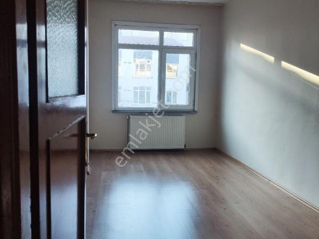 Ümraniye, İstanbul içerisinde kiralık mülk