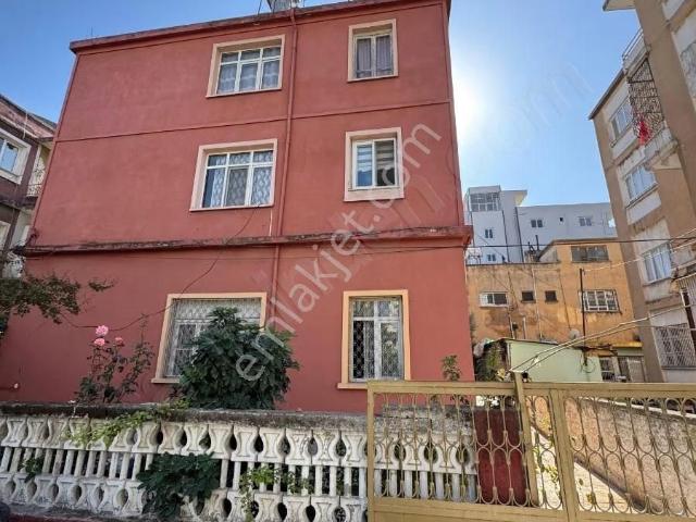 Adana içerisinde satılık Villa