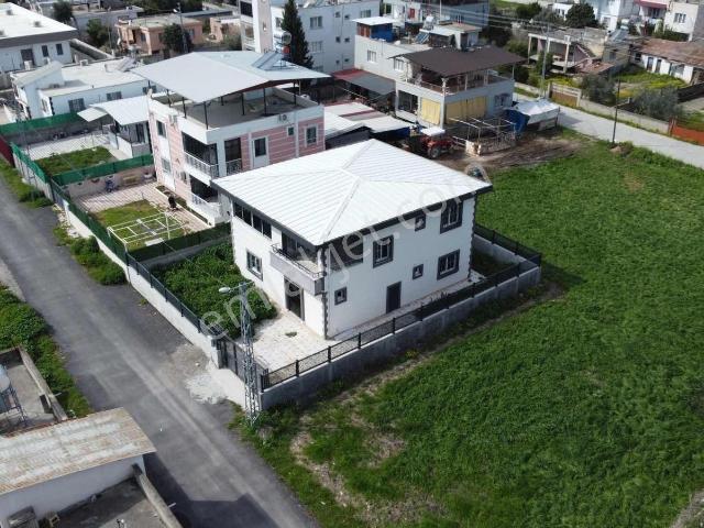 Adana içerisinde satılık Villa
