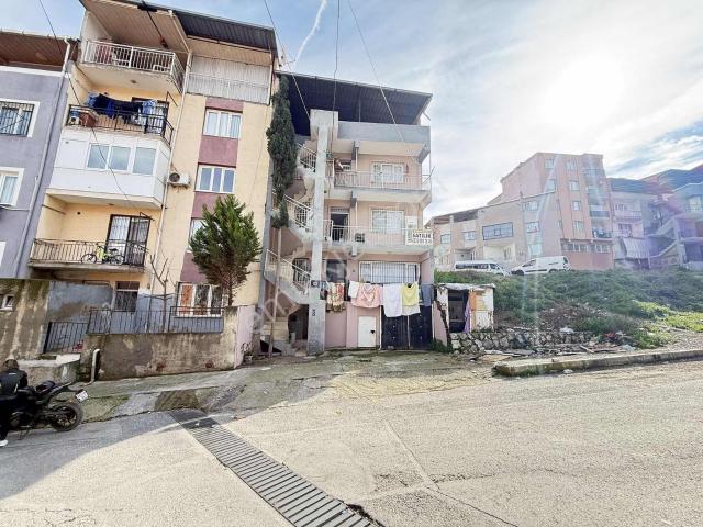 Karabağlar, İzmir içerisinde satılık mülk