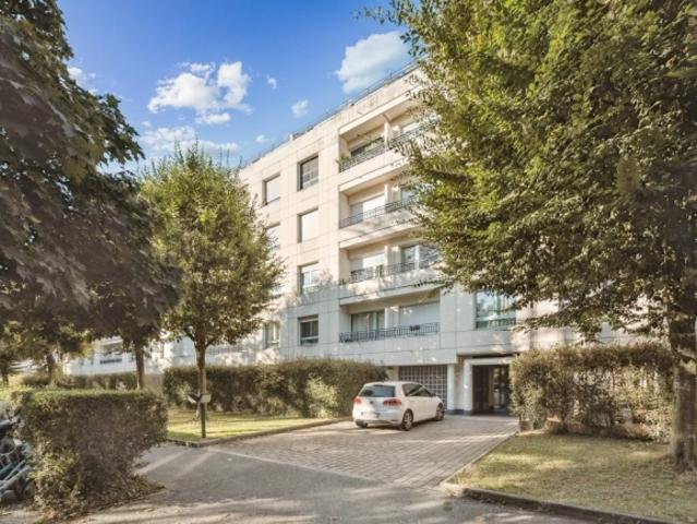 Garage mieten in Petit-Lancy, Lancy