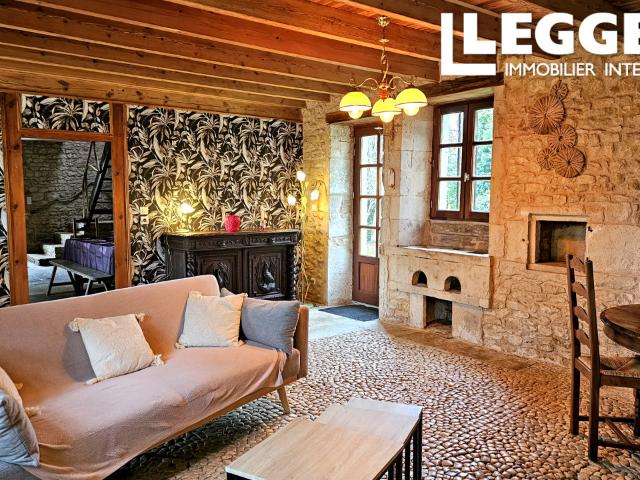 Maison vente à Montmorillon, Voulême