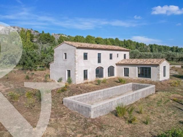 Maison vente à Arles, Paradou