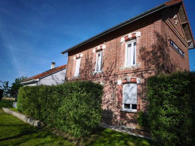 Villa vente à Saint-Quentin, Étreillers