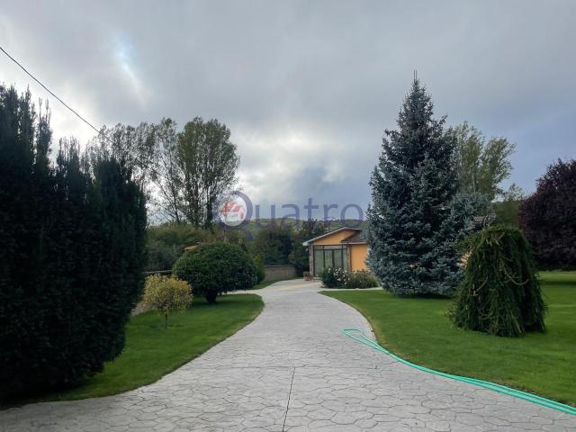 Chalet en venta en Manzaneda de Torío, Garrafe de Torío