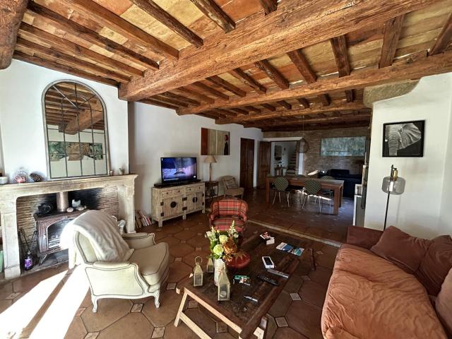 Maison vente à Nîmes, Saint-quentin-la-poterie