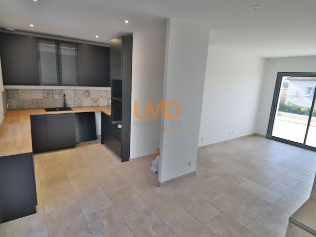 Maison vente à Nîmes, Uchaud