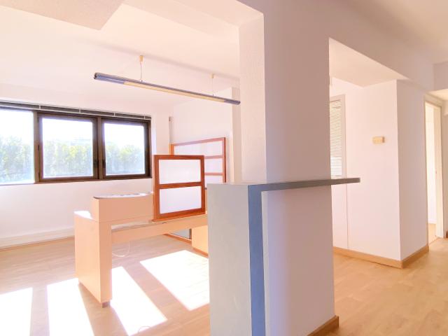 Bureau vente à Perpignan