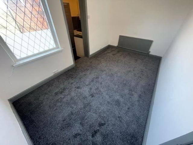Studio for rent in Rodbourne, Swindon