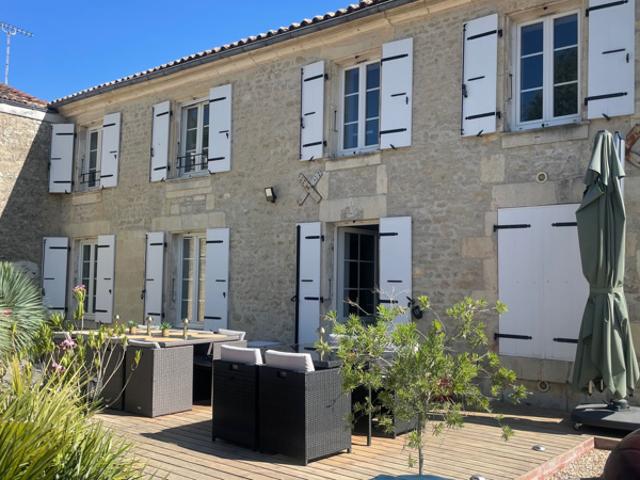 Maison vente à Saint-Jean-d'Angély, Poursay-garnaud