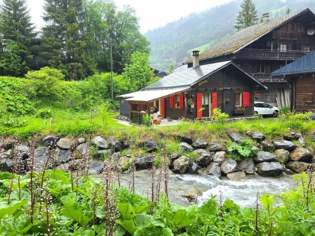 Haus kaufen in Troistorrents, Wallis