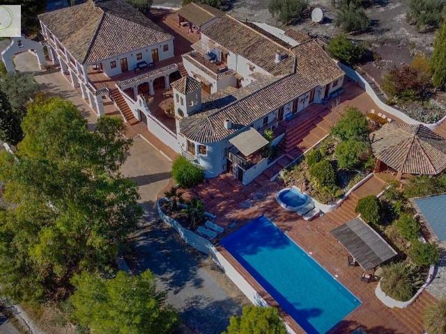 Chalet en venta en Alcaudete, Andalucía