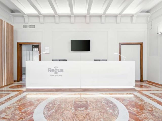 Ufficio in affitto a Santo Stefano, Bologna