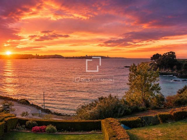 Casa en venta en Oleiros, A Coruña