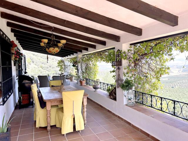 Chalet en venta en Alcalá La Real, Andalucía
