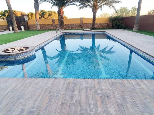 Chalet en venta en El Parador de las Hortichuelas, Roquetas De Mar