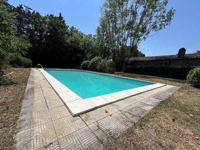 Appartamento in vendita a Cortona, Toscana