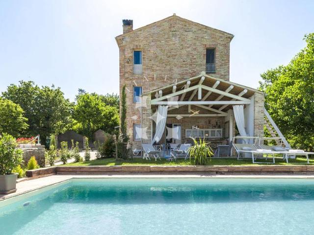 Casa in vendita a Marche, Ancona