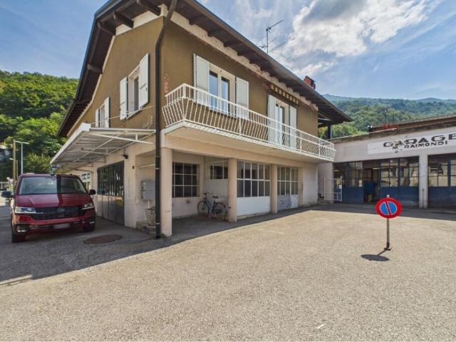Immobilie kaufen in Brusino Arsizio, Tessin