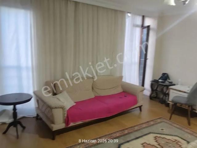 Üsküdar, İstanbul içerisinde kiralık mülk