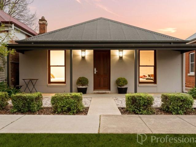 House for sale in Bathurst
