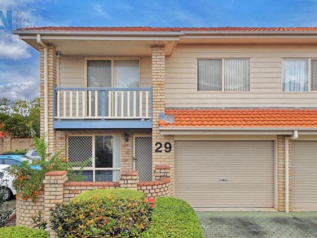 Townhouse for sale in Toombul, Queensland