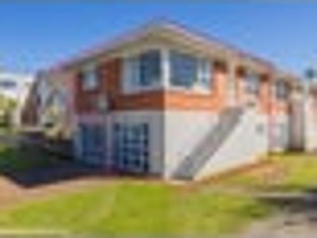 Apartment for sale in Takapuna, Oroua County