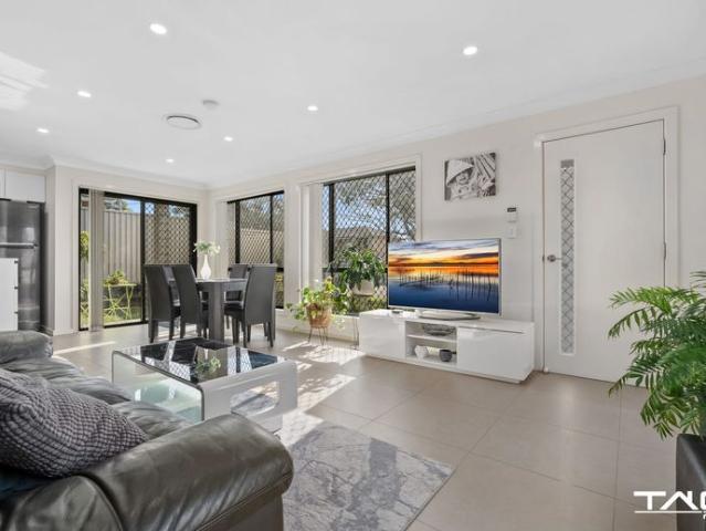 Townhouse for rent in Sydney, New South Wales