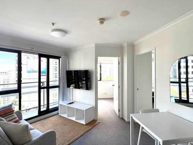 Apartment for rent in Newton, Auckland