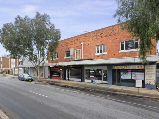 Retail for sale in Lavington, Albury