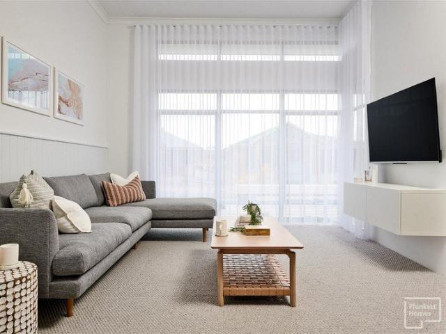 Cottage for sale in Cockburn Central, Western Australia
