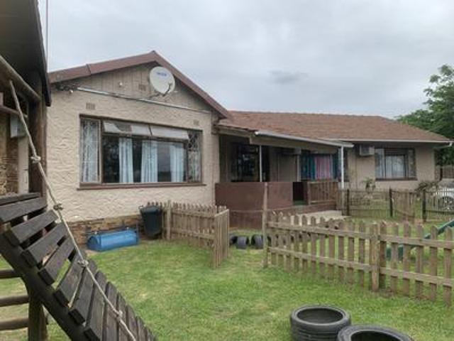 House for sale in Queensburgh, Kwazulu-natal