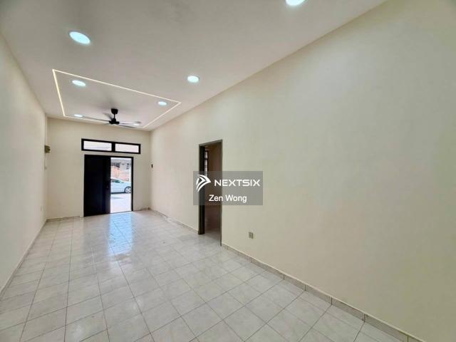Residential House for sale in Bandar Penawar, Kota Tinggi