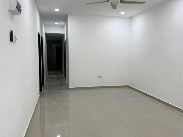 Terraced House for sale in Ulu Tiram, Johor