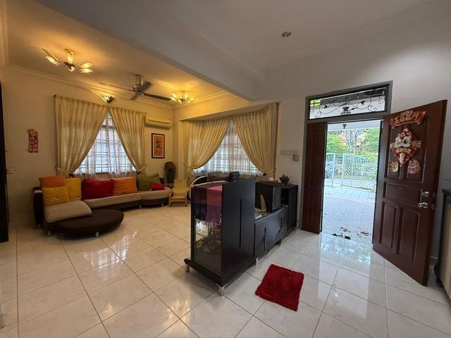 Terraced House for sale in Ulu Tiram, Johor
