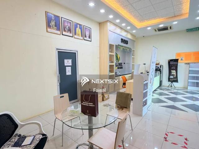 Shop for sale in Johor