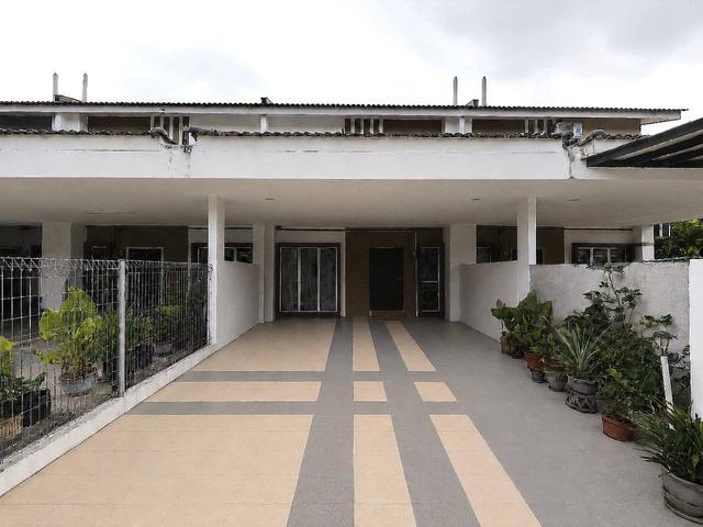 Terraced House for sale in Batu Pahat, Johor