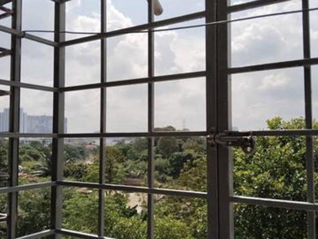 Apartment for sale in Kajang, Langat