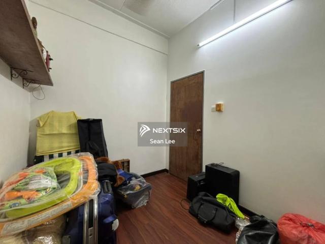 Residential House for sale in Country Heights Damansara, Kuala Lumpur