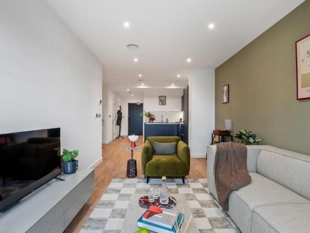 Apartment for rent in London Borough of Ealing, Greater London