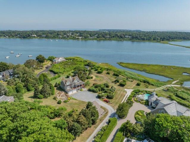 House for sale in Chatham