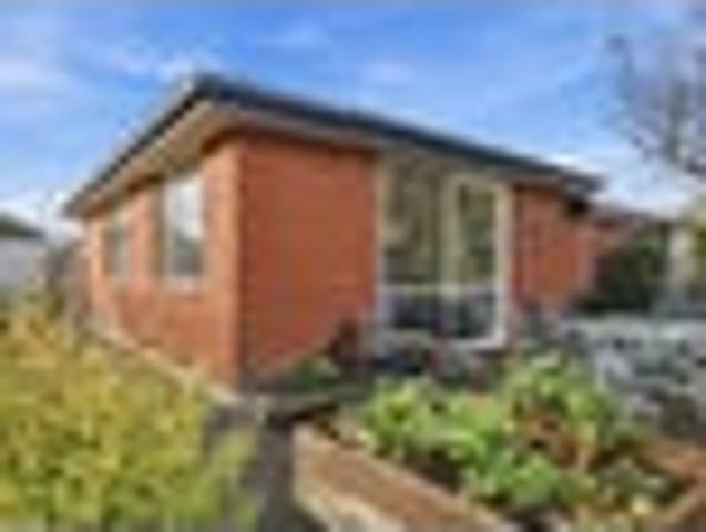 Townhouse for sale in Otakou