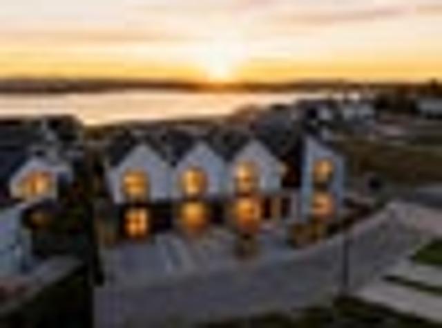 Townhouse for sale in Paremoremo